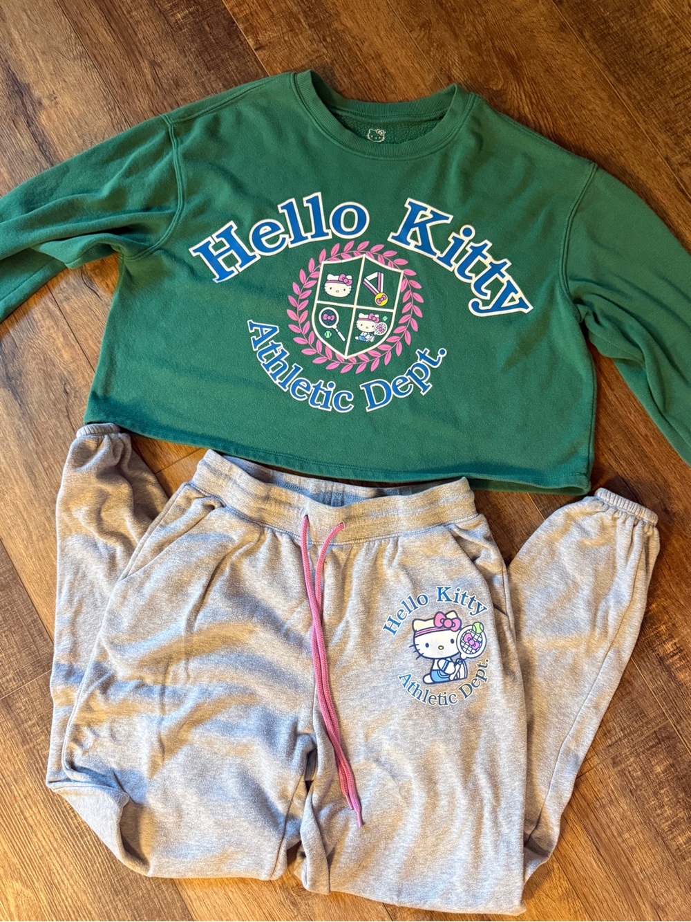 Hello Kitty Sanrio Athletic Dept. Medium Cropped Sweater & Sweatpants Set tennis